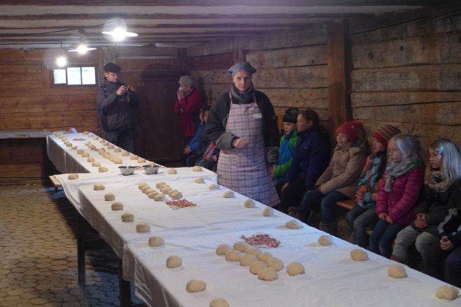 15-10kornbrot060.jpg